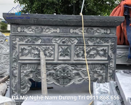 BÀN THỜ ĐÁ