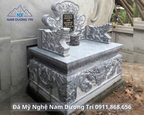 BÀN THỜ ĐÁ