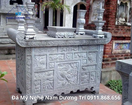 BÀN THỜ ĐÁ