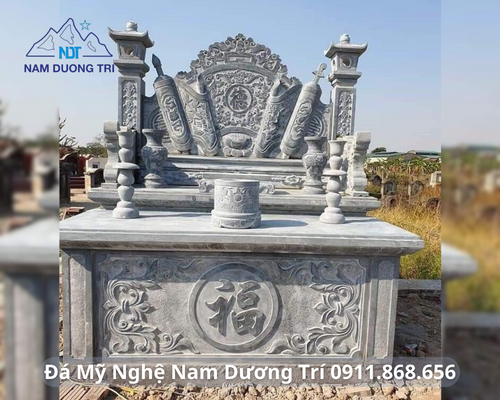 BÀN THỜ ĐÁ