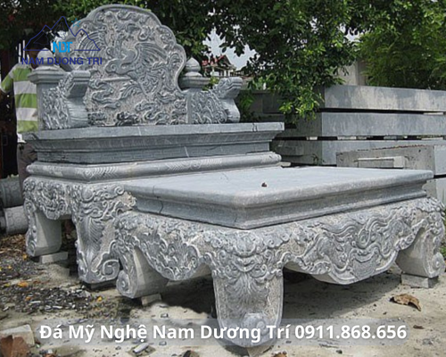 BÀN THỜ ĐÁ