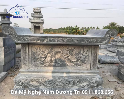 BÀN THỜ ĐÁ