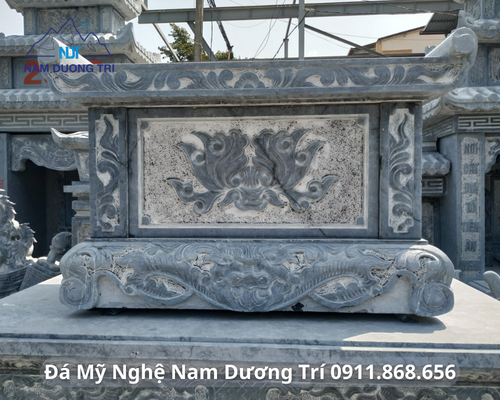 BÀN THỜ ĐÁ