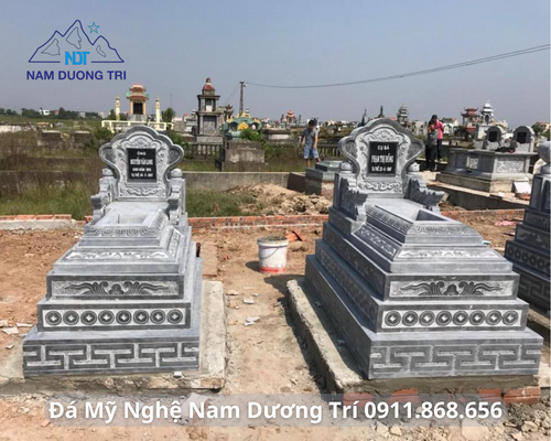 MỘ TAM CẤP