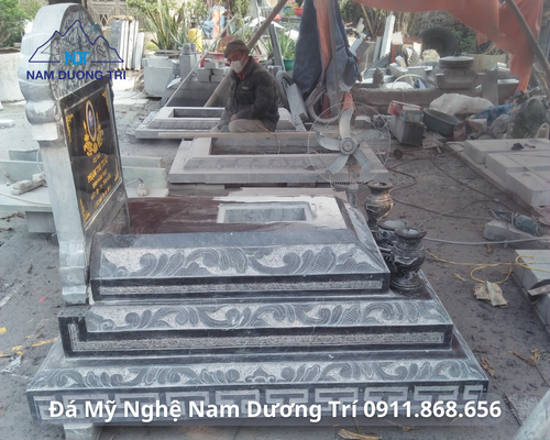 MỘ TAM CẤP