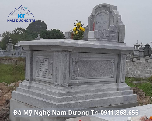 MỘ KHÔNG MÁI