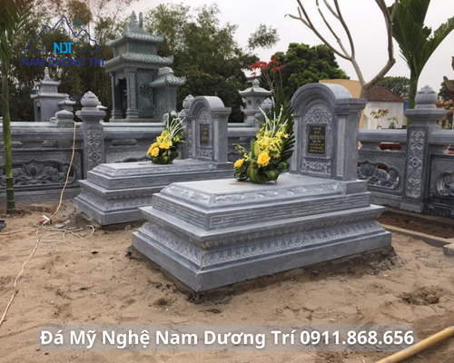 MỘ KHÔNG MÁI