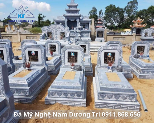 MỘ KHÔNG MÁI