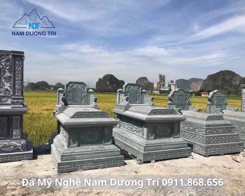 MỘ KHÔNG MÁI