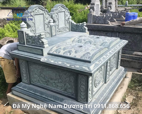 MỘ ĐÔI