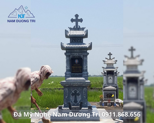 MỘ CÔNG GIÁO