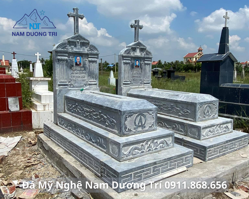 MỘ CÔNG GIÁO