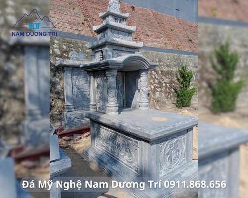 MỘ BA MÁI