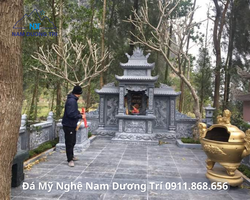 LĂNG THỜ ĐÁ